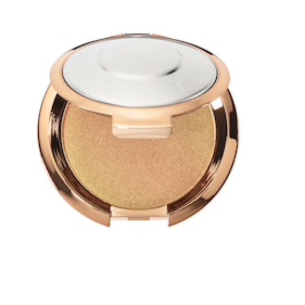 BECCA Light Chaser Highlighter